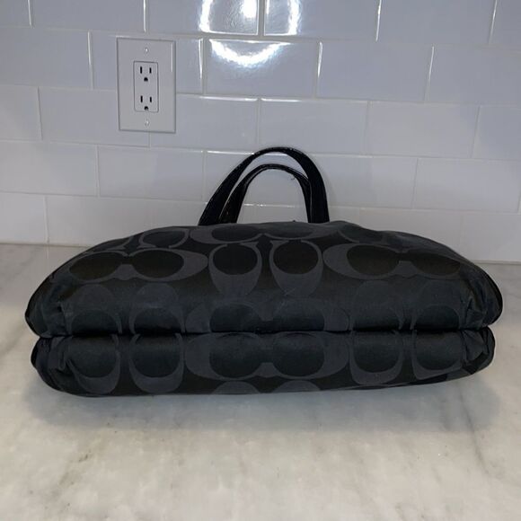 Coach Purse Handbag Daisy Poppy Signature XL Tote Shoulder Bag Pocketbook - Picture 10 of 17